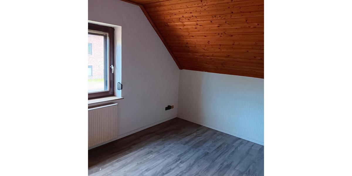 Etagenwohnung Schortens - 2 Zimmer, 68 m&sup2;, 800&euro; | Angebot:26310604
