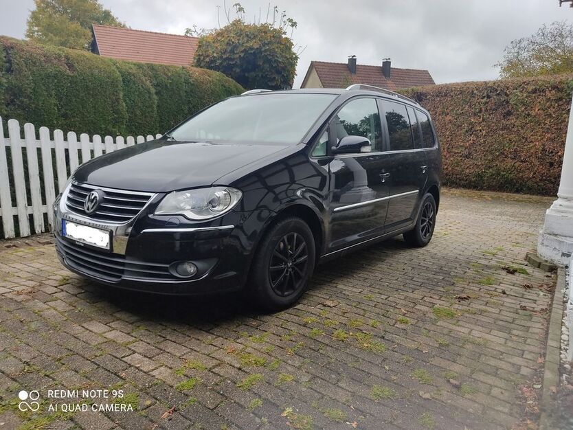VW Touran 158.560 km 4.500 € Waldenburg 74638