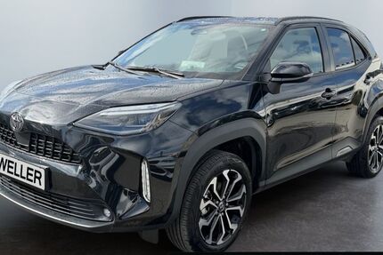 Toyota Yaris Cross 14.871 km 24.880 &euro; Hamm 59067