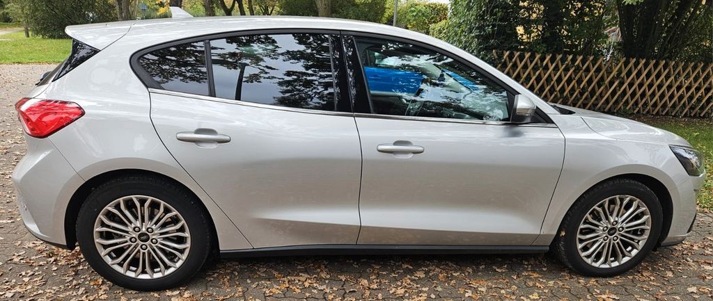 Ford Focus 84.500 km 16.000 € Germersheim 76726