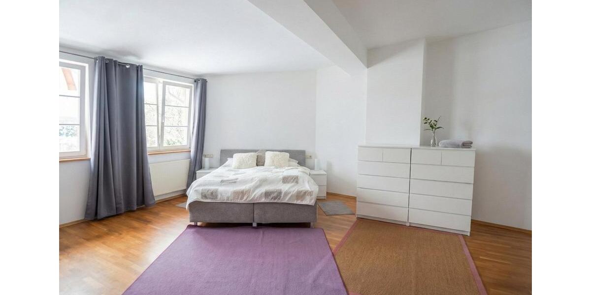 Reihenhaus Suhl - 5 Zimmer, 210 m&sup2;, 1.150&euro; | Angebot:26336041