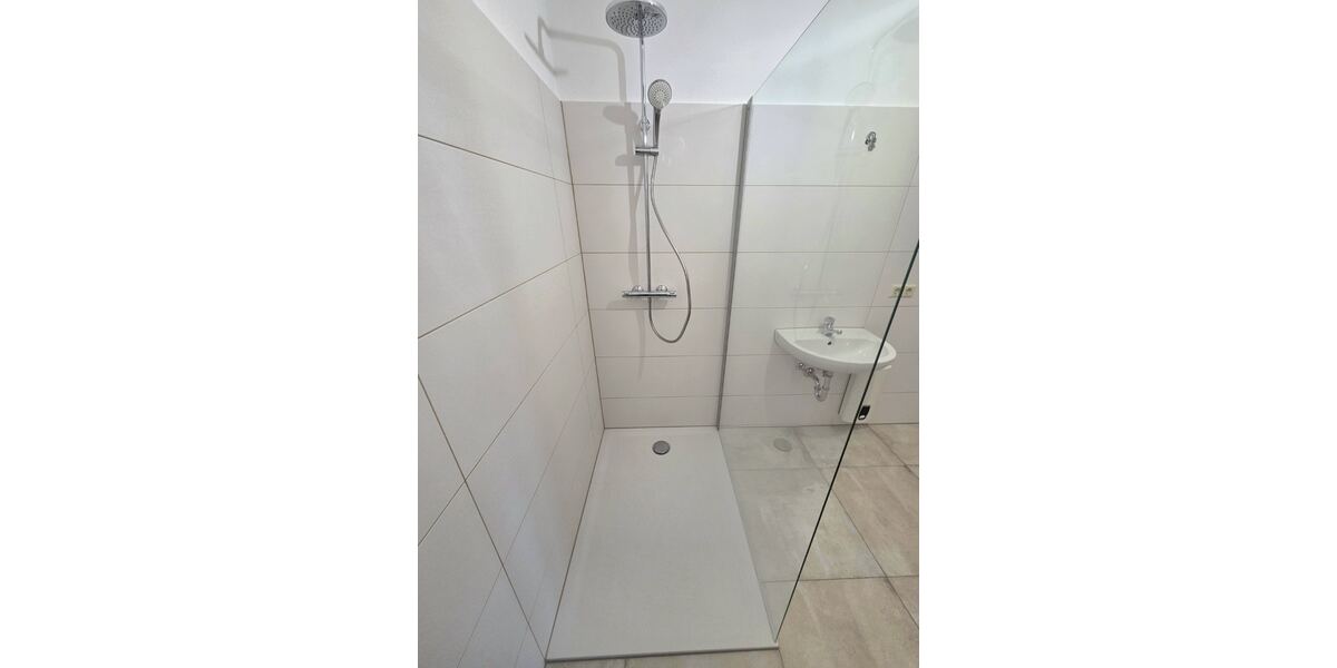 2-Zimmer-Wohnung mit PKW-Stellplatz! Barrierefrei! Ideal für Eigennutzer oder Kapitalanleger! - Erdgeschoßwohnung Burgstädt | Angebot:25645940