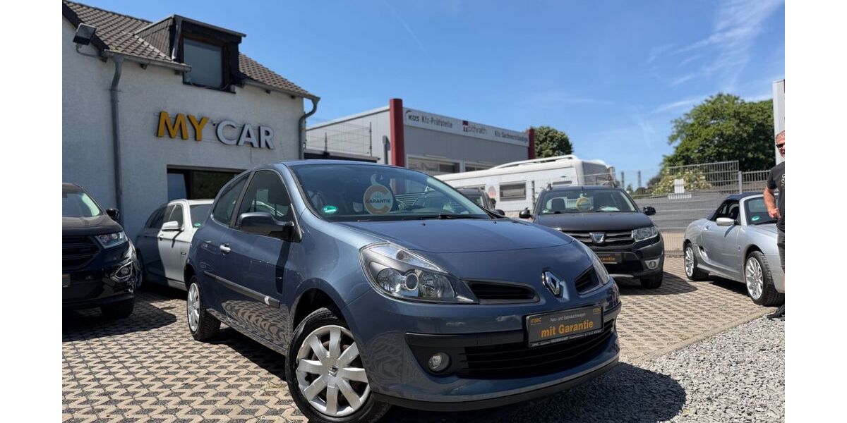 Renault Clio 140.000 km 2.500 &euro; Bonn 53179
