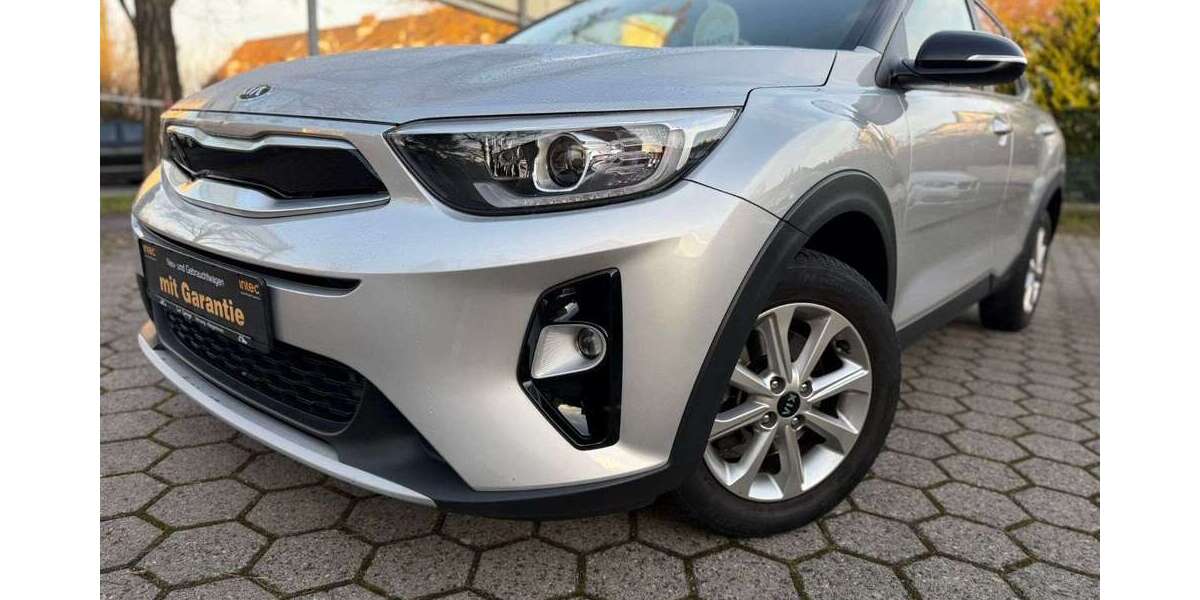 Kia Stonic 68.000 km 12.291 &euro; Würzburg 97074