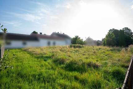 Grundstück zu verkaufen in Wehringen 599.000 € 1399 m²