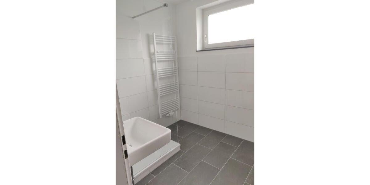 Etagenwohnung Bremen Neustadt - 4 Zimmer, 97 m&sup2;, 1.100&euro; | Angebot:26359801