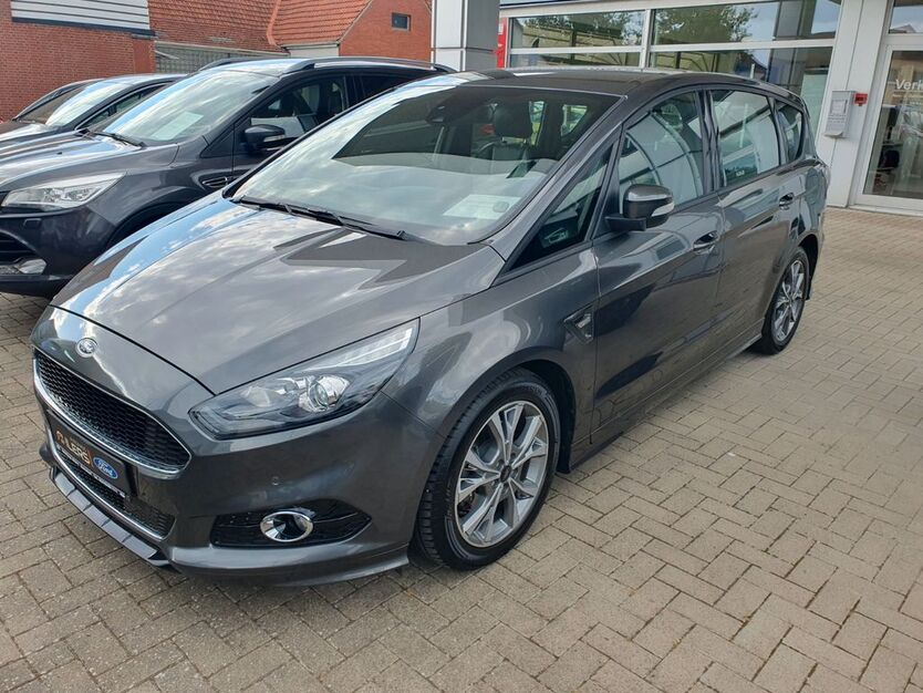 Ford S-Max 95.494 km 19.700 € Barnstorf 49406