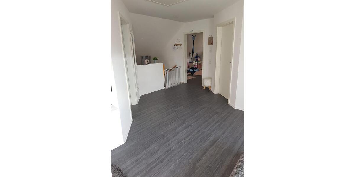 Dachgeschoßwohnung Willebadessen - 3 Zimmer, 80 m&sup2;, 645&euro; | Angebot:25361914