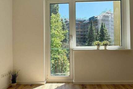 TOLLE, SEHR HELLE, MODERNE, SANIERTE U. GUT GESCHNITTENE RUHIGE, VERMIETETE WOHNUNG MIT GRÜNBLICK 1 zimmer