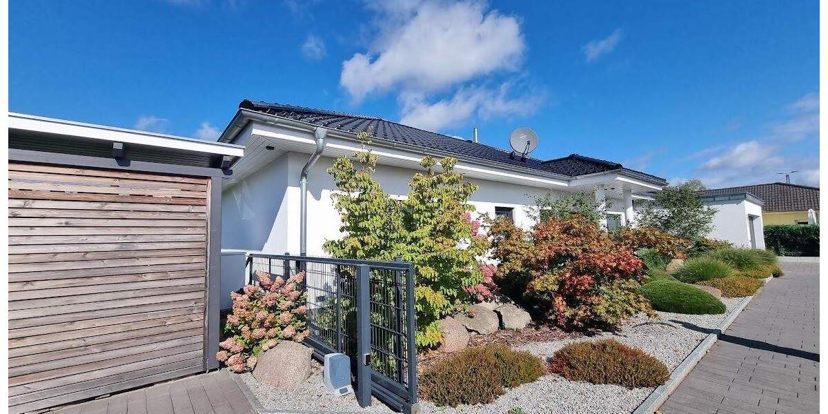 Einfamilienhaus Neuruppin - 6 Zimmer, 258 m&sup2;, 995.000&euro; | Angebot:25302724