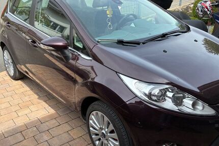 Ford Fiesta 98.000 km 4.800 &euro; Breitenbrunn 92363