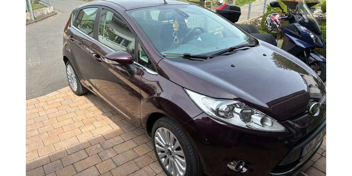 Ford Fiesta 98.000 km 4.800 &euro; Breitenbrunn 92363