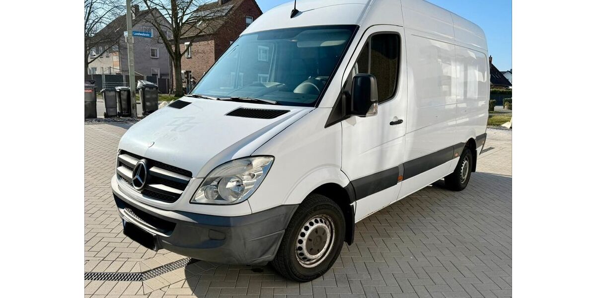 Mercedes-Benz Sprinter 239.000 km 6.499 &euro; Lippstadt 59555