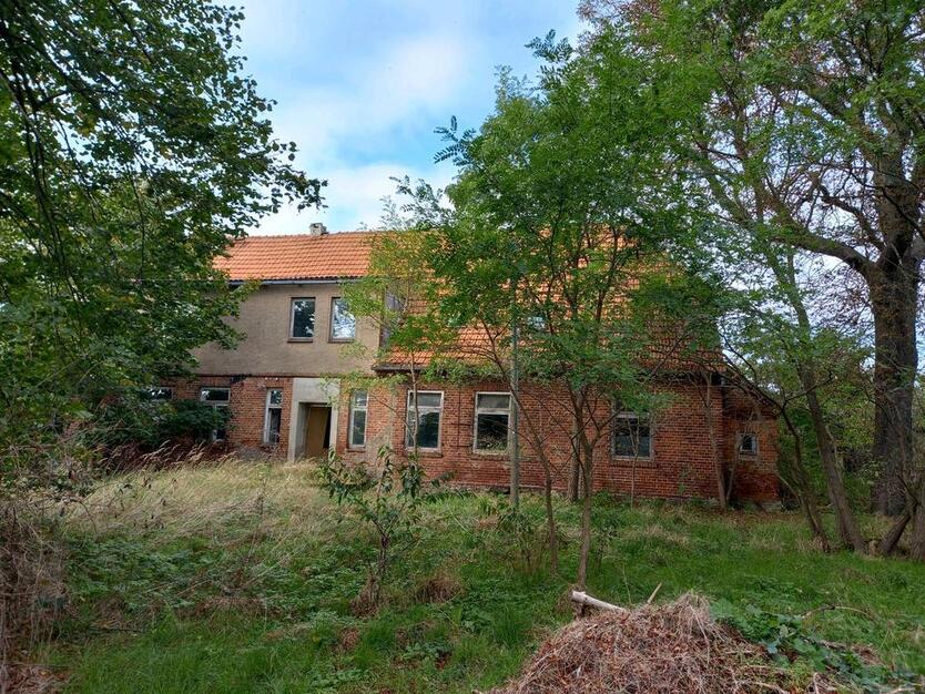 Haus, Grundstück, Mehrfamilienhaus, Doppelhaus zimmer