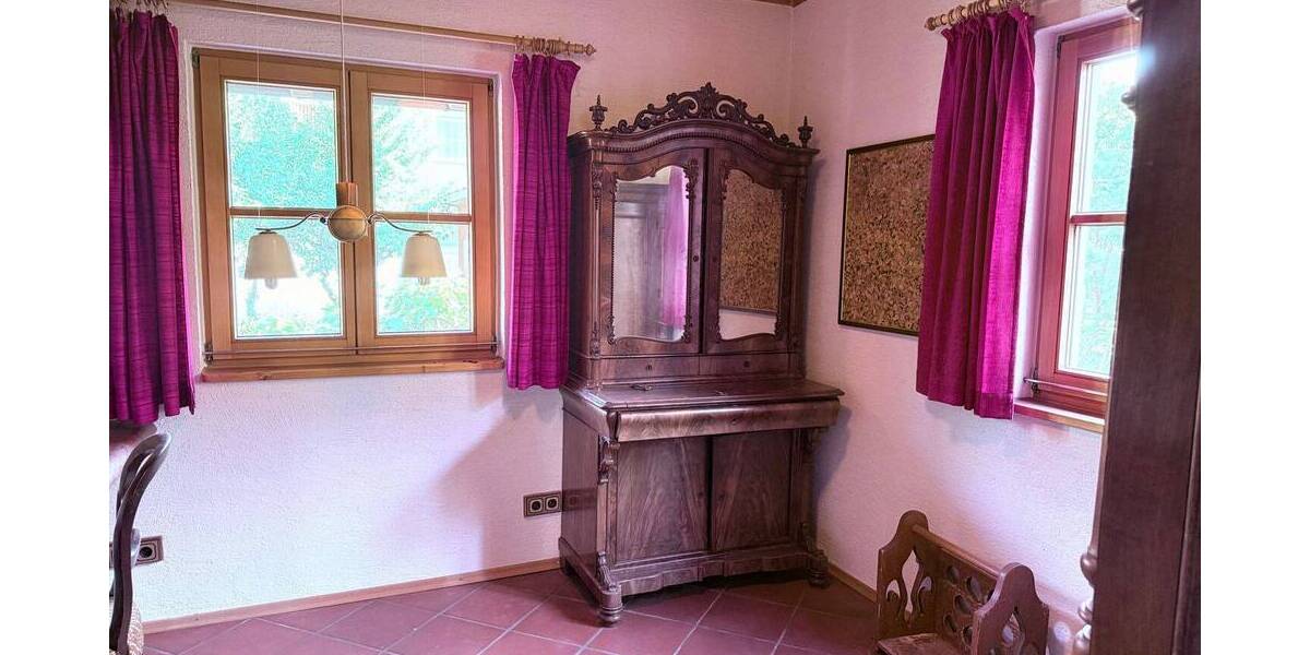 Einfamilienhaus Meitingen Ostendorf - 9 Zimmer, 114 m&sup2;, 469.000&euro; | Angebot:26796419