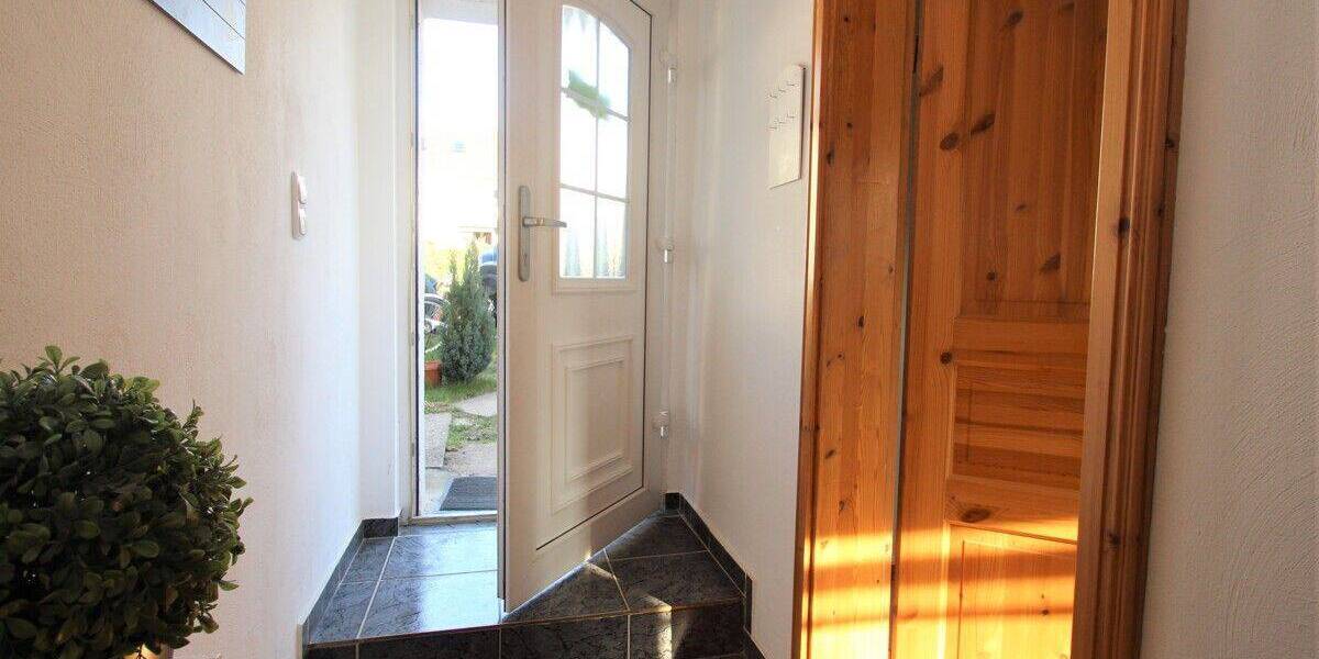 Einfamilienhaus Königswinter-Thomasberg Thomasberg - 3 Zimmer, 67 m&sup2;, 680&euro; | Angebot:26863194