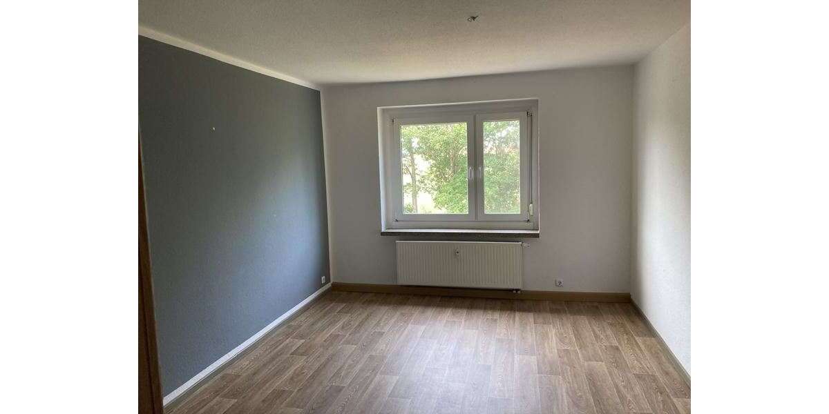 Etagenwohnung Gersdorf b Hohenstein-Ernstthal Ernstthal - 3 Zimmer, 60 m&sup2;, 65.000&euro; | Angebot:18122431