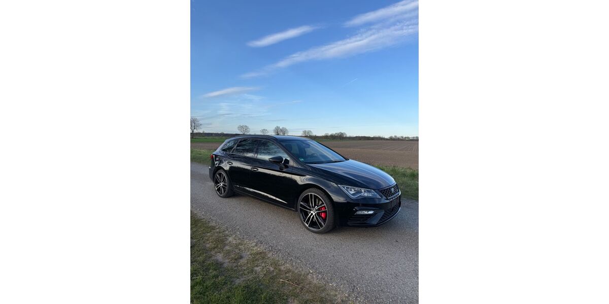 Seat Leon 56.700 km 22.990 &euro; Lehrte 31275