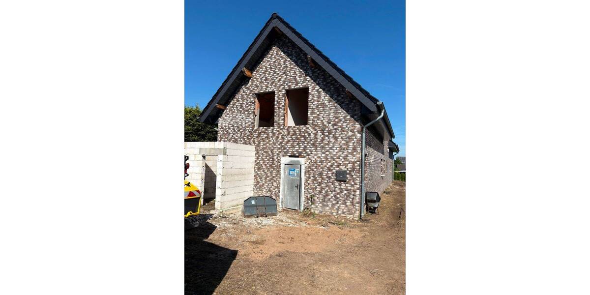 Doppelhaushälfte Bad Salzuflen Wüsten - 5 Zimmer, 130 m&sup2;, 335.000&euro; | Angebot:26797873