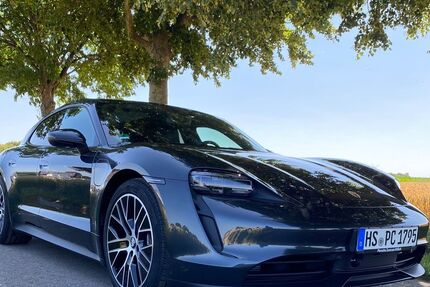 Porsche Taycan 32.000 km 62.000 &euro; Erkelenz 41812