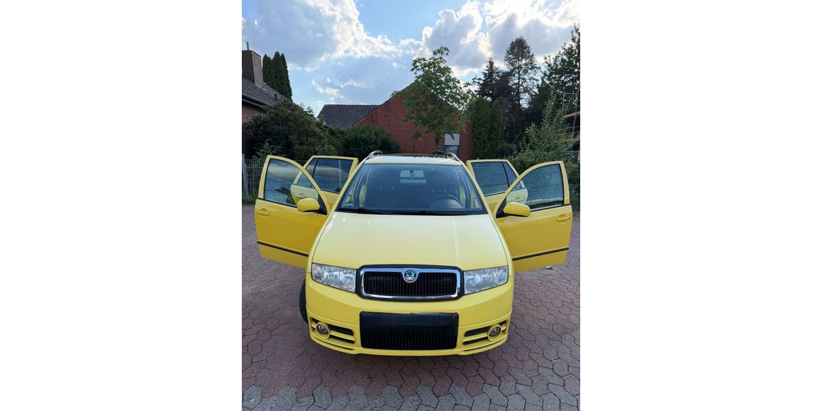 Skoda Fabia 185.600 km 2.400 &euro; Bückeburg 31675