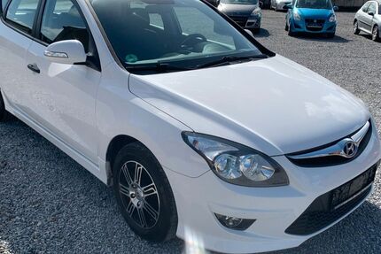 Hyundai i30 218.000 km 3.650 &euro; Derenburg 38895