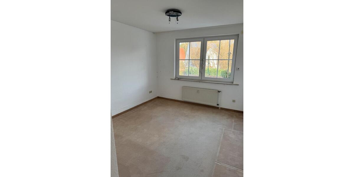 Erdgeschoßwohnung Osterode am Harz - 2.5 Zimmer, 65 m&sup2;, 110.000&euro; | Angebot:25383277