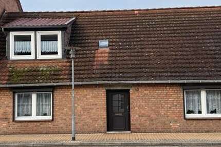 Haus Ludwigslust - 5 Zimmer, 142.000 m&sup2;, 150.000&euro; | Angebot:25451670