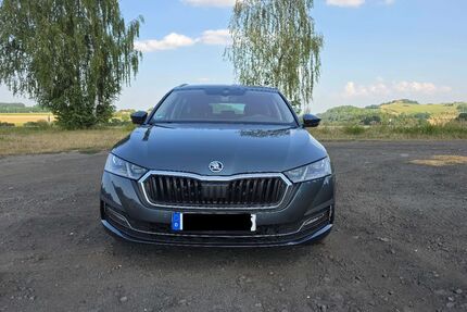 Skoda Octavia 74.000 km 18.500 &euro; Hainewalde 02779