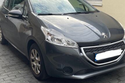 Peugeot 208 68.000 km 4.499 &euro; Zehdenick 16792