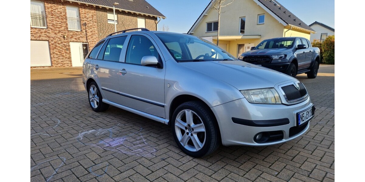 Skoda Fabia 389.000 km 1.800 &euro; Dormagen 41539