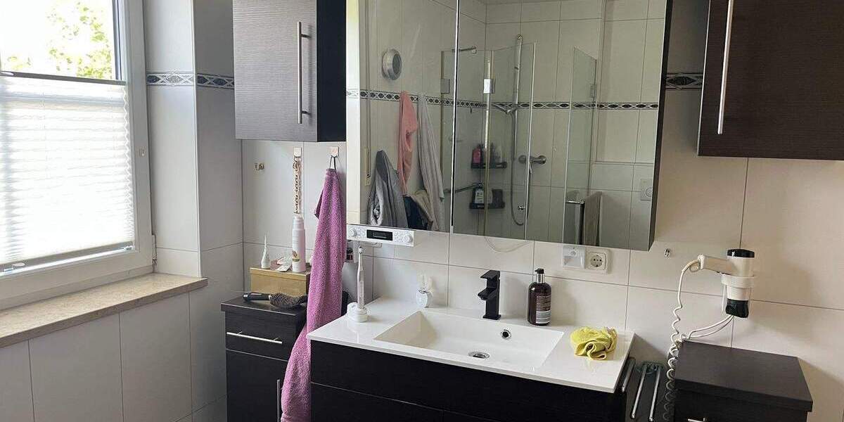 Reihenendhaus Holzheim - 5 Zimmer, 130 m&sup2;, 489.000&euro; | Angebot:25695994