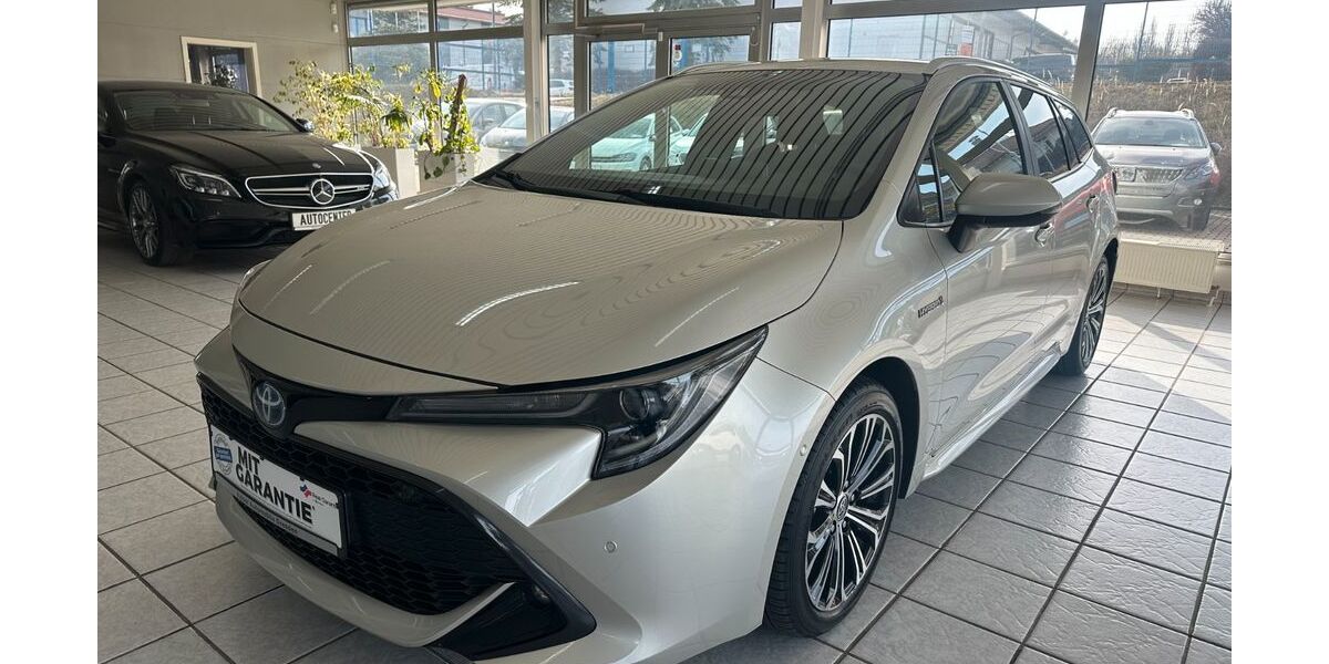 Toyota Corolla 50.826 km 21.999 &euro; Kesselsdorf 01723