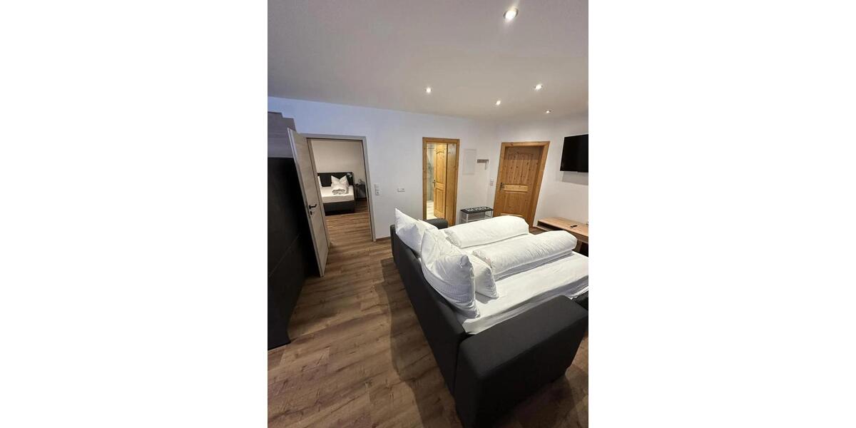 Mehrfamilienhaus, Wohnhaus Garmisch-Partenkirchen Breitenau - 8 Zimmer, 283 m&sup2;, 940.000&euro; | Angebot:23395212