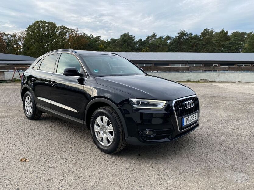 Audi Q3 130.900 km 11.400 € Wittenberge 19322