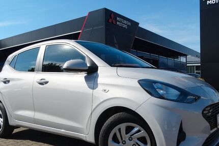 Hyundai i10 21.398 km 14.790 € Königsbrunn 86343