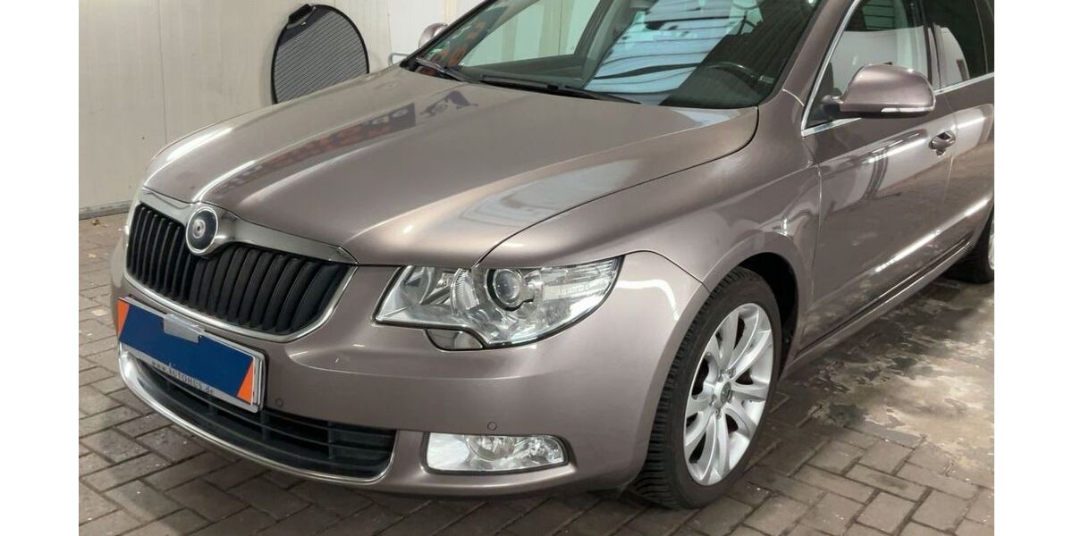 Skoda Superb 139.422 km 8.790 &euro; Taucha 04425