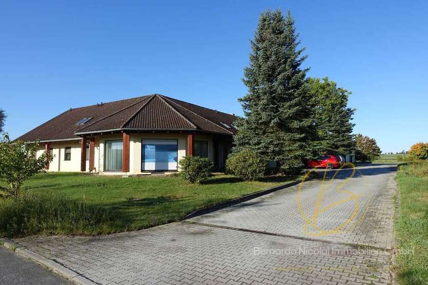 Halle in Rammenau 550.000 € 1030 m² zimmer