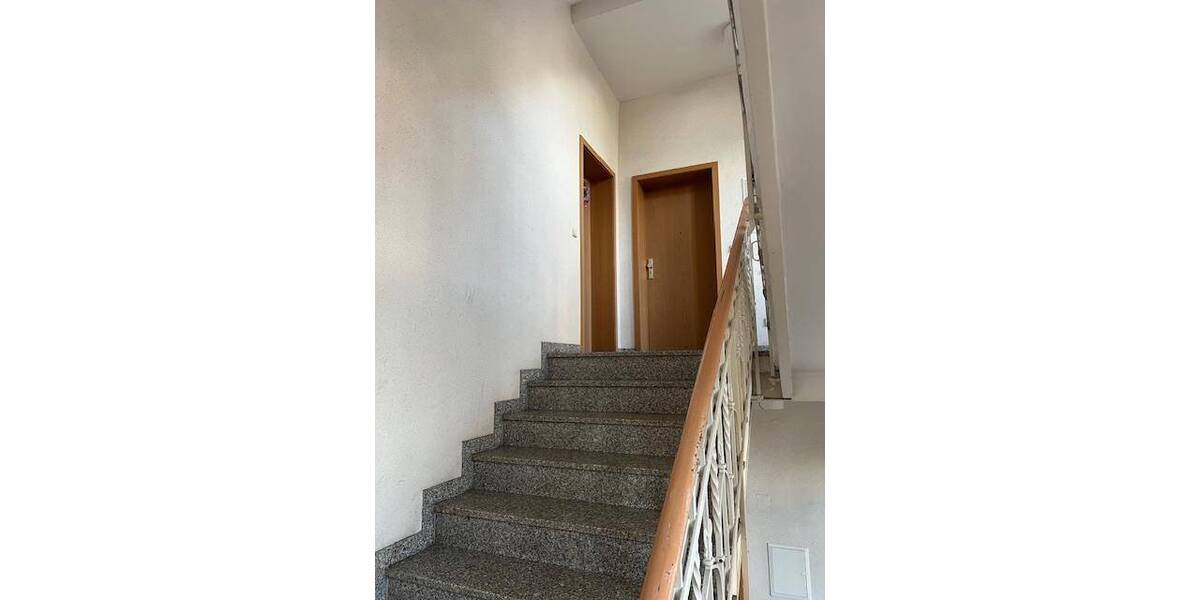 Etagenwohnung Plauen Stadtmitte - 2 Zimmer, 50 m&sup2;, 42.000&euro; | Angebot:26391675