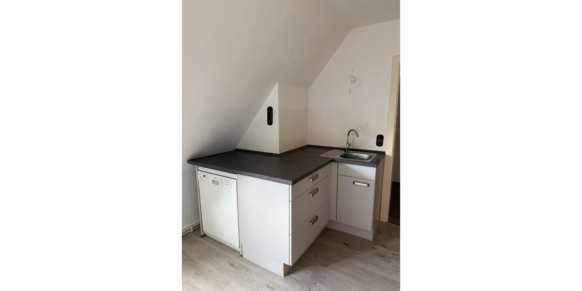 Dachgeschoßwohnung Heiligenhaus - 2 Zimmer, 50 m&sup2;, 500&euro; | Angebot:24689622