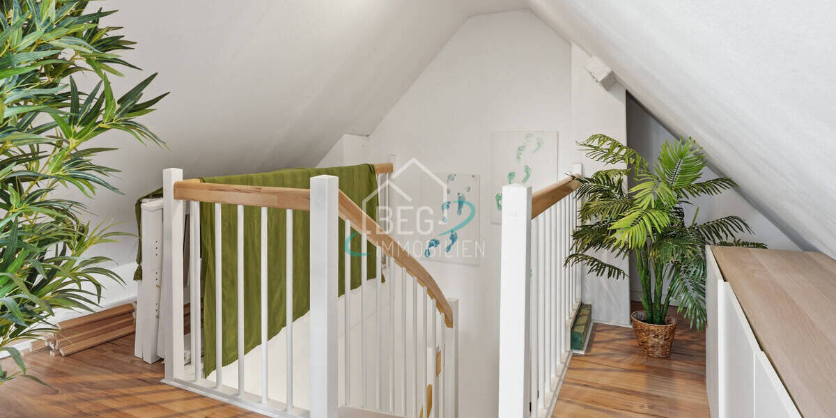 Reihenmittelhaus Waiblingen Neustadt - 4 Zimmer, 135 m&sup2;, 595.000&euro; | Angebot:26242328