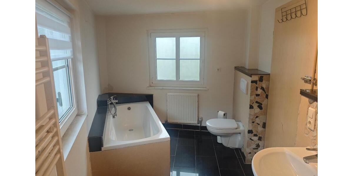 Reihenhaus Vilshofen an der Donau - 11 Zimmer, 93 m&sup2;, 225.000&euro; | Angebot:26321956