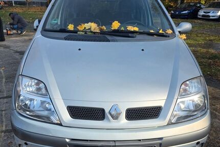 Renault Scenic 104.000 km 890 &euro; Bad Fallingbostel (OT Dorfmark) 29683