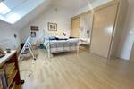 Leerstehendes Zweifamilienhaus mit Charakter wartet auf kreative neue Eigentümer