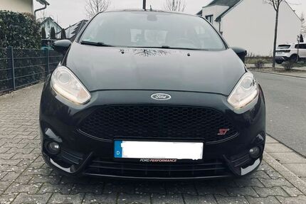 Ford Fiesta 232.000 km 5.900 &euro; Mannheim 68199