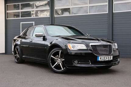 Chrysler 300C 77.134 km 16.450 &euro; Rennerod 56744