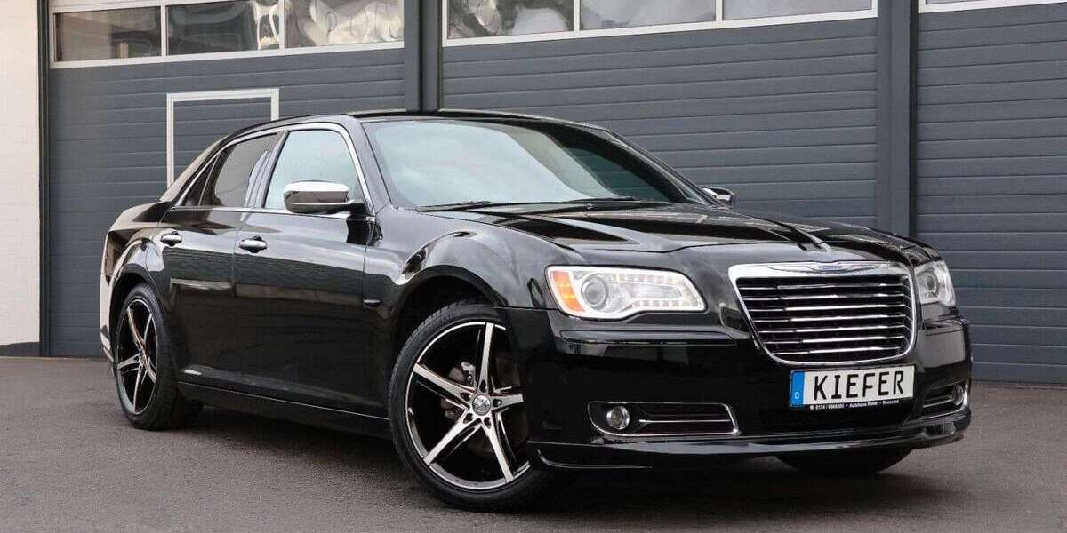 Chrysler 300C 77.134 km 16.450 &euro; Rennerod 56744