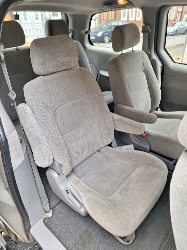 Kia Carnival 235.000 km 2.500 € Dassel 37586