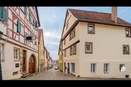 Haus Gundelsheim - 12 Zimmer, 235 m&sup2;, 369.000&euro; | Angebot:26463622