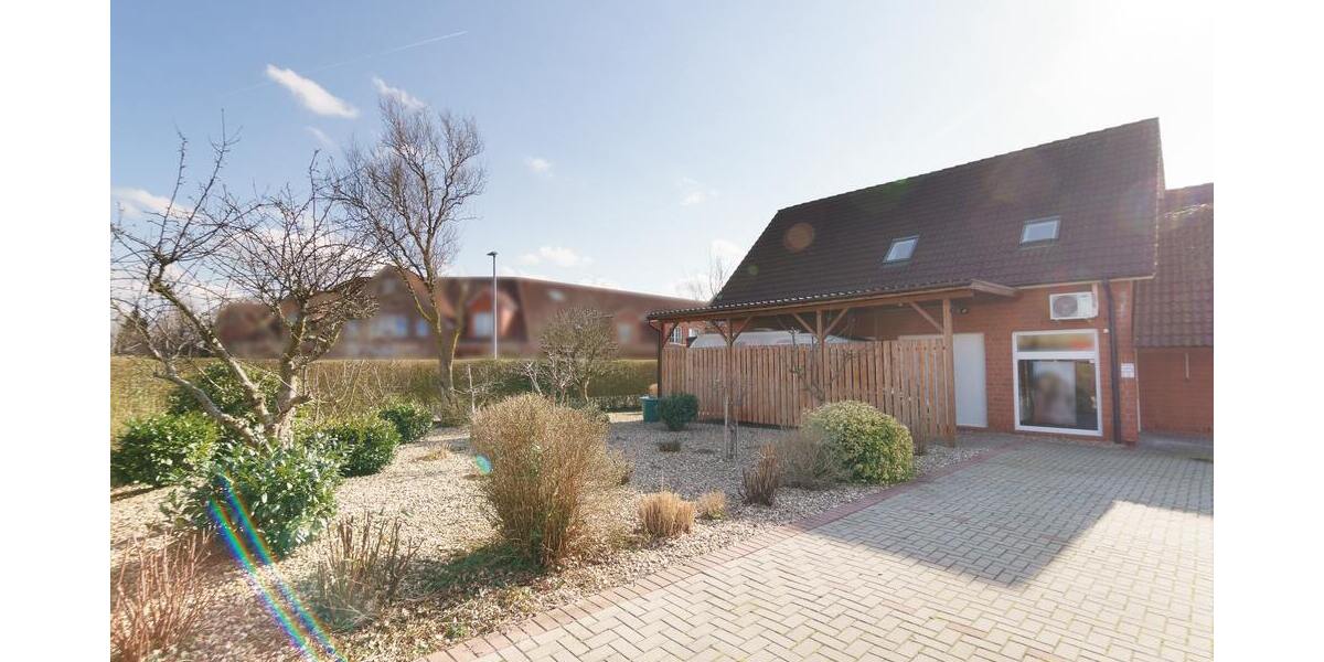 ***2 Wohn- und 2 Geschäftshäuser auf 2.234 m² großem Grundstück*** - Mehrfamilienhaus, Wohnhaus Ostrhauderfehn | Angebot:22307242